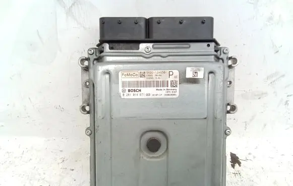 Jaguar XF X250 Engine control unit/module 9X2Q12A650P 0281014671