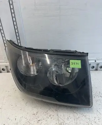 Volkswagen Crafter Headlight/headlamp 0844111B5L