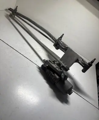 Ford Focus C-MAX Front wiper linkage and motor 3M5117508AA 0390241724