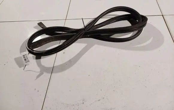 Land Rover Freelander Rubber seal front coupe door 