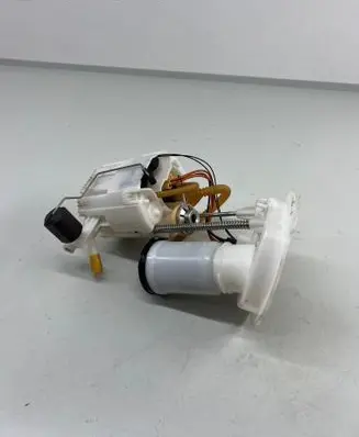 BMW M3 F80 In-tank fuel pump 2284693