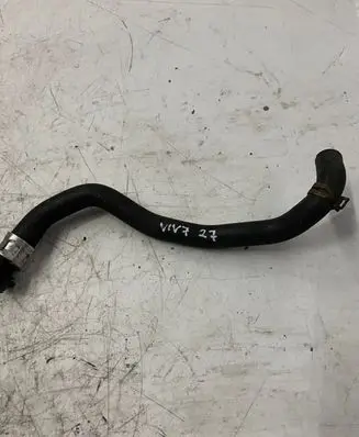 Engine coolant pipe/hose