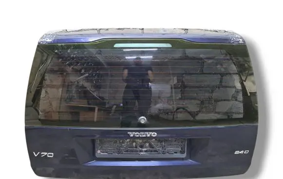 Volvo V70 Tailgate/trunk/boot lid 