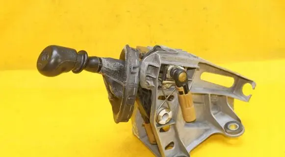 Volkswagen Multivan T5 Gear selector/shifter in gearbox 7H0711116
