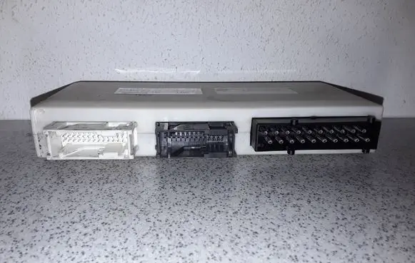 BMW 5 E39 Comfort/convenience module 61358376641 8376641