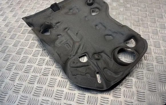 BMW 5 G30 G31 G38 Heat shield in engine bay 8580383 527030