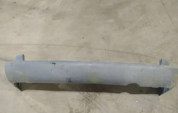 Chrysler Voyager Rear bumper pilkas