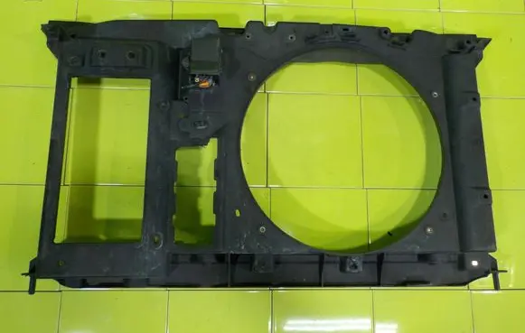 Peugeot 5008 Radiator support slam panel 9676568780 MP427