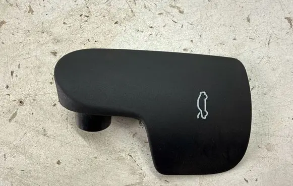 Audi Q3 F3 Engine bonnet (hood) release handle 83B823533A