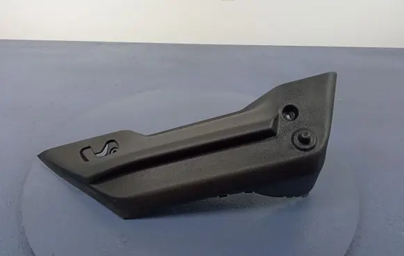 Other sill/pillar trim element