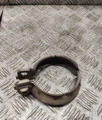 Mercedes-Benz C W204 Muffler pipe connector clamp a0009958902