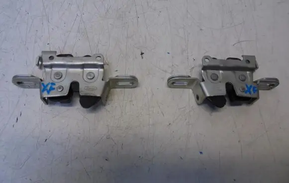 Jaguar XF X250 Seat back rest control lever/handle 