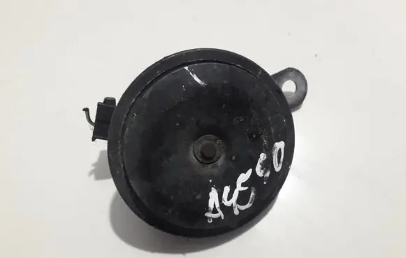 Toyota Avensis T220 Horn signal a28857625