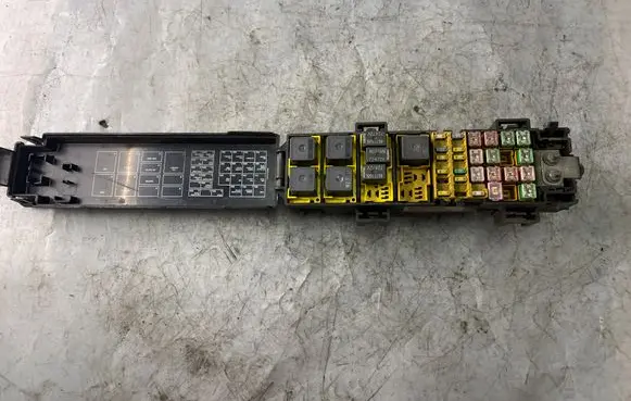 Jeep Grand Cherokee (WK) Fuse module P56047835AF
