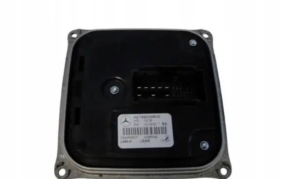 Mercedes-Benz CLS C218 AMG Headlight ballast module Xenon A2189009800