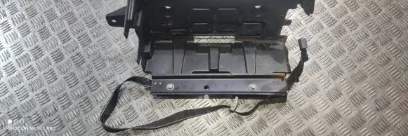 Battery tray