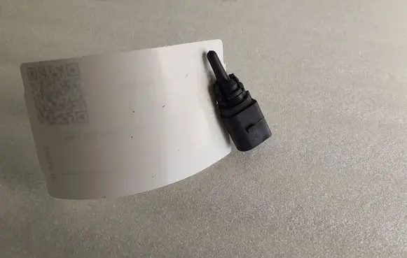 Porsche Macan (95B) Outside/exterior temperature sensor 8Z0820535A