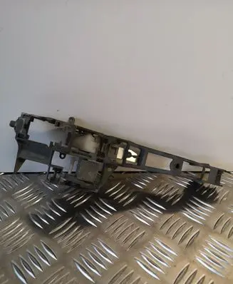 Front door exterior handle/bracket