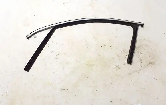 Mercedes-Benz GLA H247 Front door rubber seal A2477254100