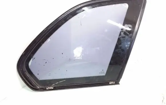 BMW X5 E53 Rear side window