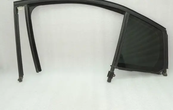 Opel Insignia B Rear vent window glass 39134438 39093084