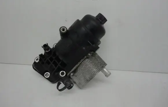 KIA Ceed Oil filter mounting bracket