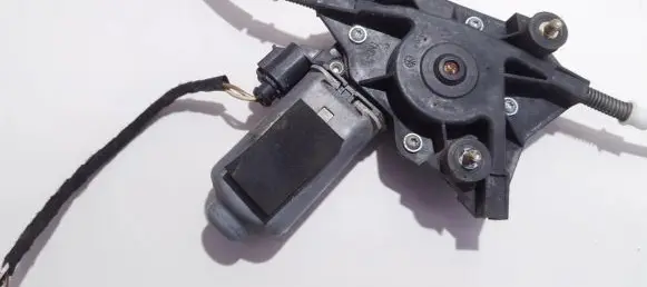 Alfa Romeo 156 Front door window regulator motor 400396A