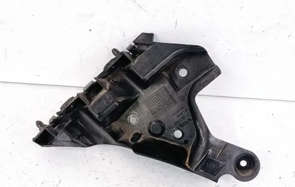 Volvo XC60 Front bumper mounting bracket 31383164