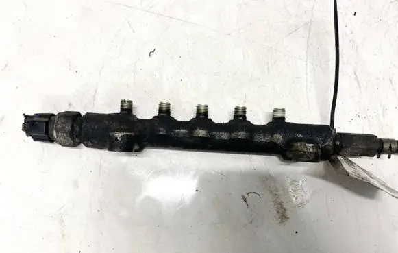Toyota Corolla Verso AR10 Fuel main line pipe