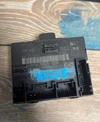 BMW 5 F10 F11 Hand brake control module 76696960