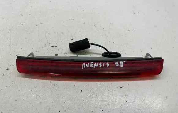 Toyota Avensis T250 Third/center stoplight