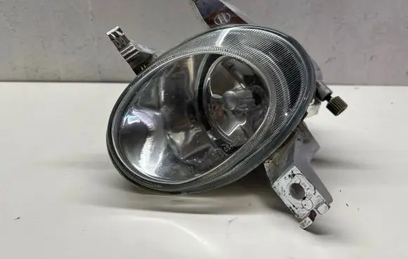 Peugeot 206 Front fog light 9635076180 9000223 67742311