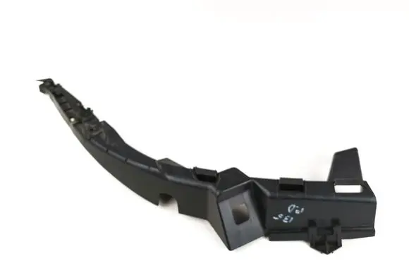 Volkswagen PASSAT B5 Front bumper mounting bracket 3b0807050a