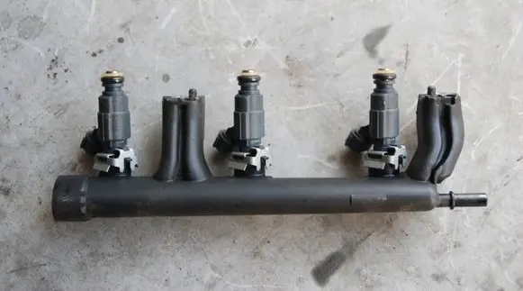 Citroen C3 Fuel main line pipe