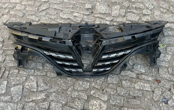 Renault Clio V Front grill 622561539r