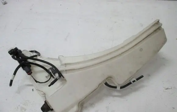 Peugeot Partner III Windshield washer fluid reservoir/tank K8D217B613B