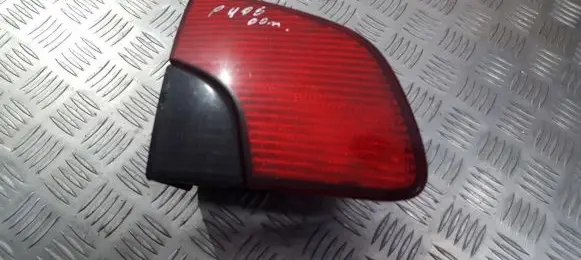 Peugeot 406 Tailgate rear/tail lights