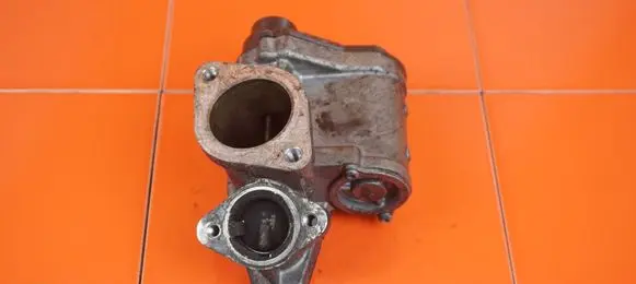Suzuki Grand Vitara II EGR thermostat A2C53182341 19MB52