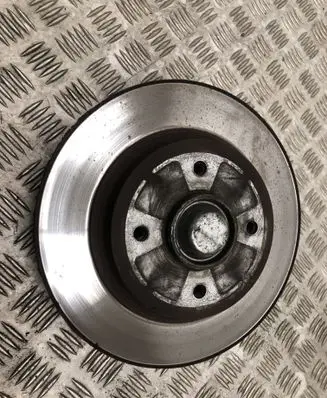 Citroen C4 Grand Picasso Rear wheel hub