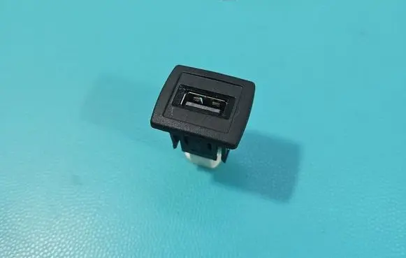 Mercedes-Benz GL X166 USB socket connector A2188200187 IMPRK1574432