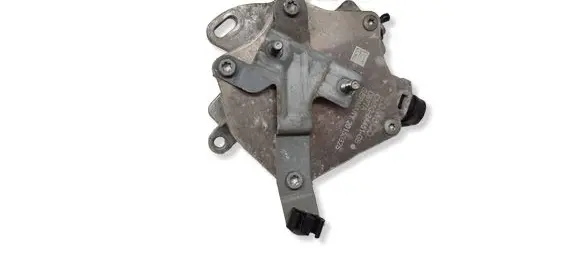 Ford Focus Vacuum pump CM5G2A451GB D87TA 20150325