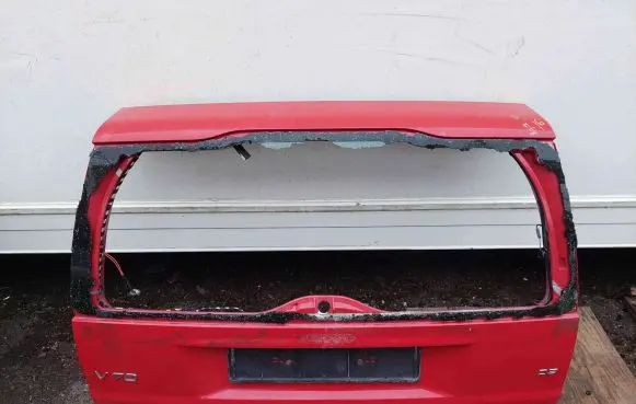 Volvo V70 Tailgate/trunk/boot lid