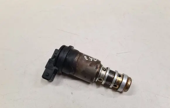 BMW 3 E90 E91 Camshaft vanos timing valve 1136170732313 13150137 170732313