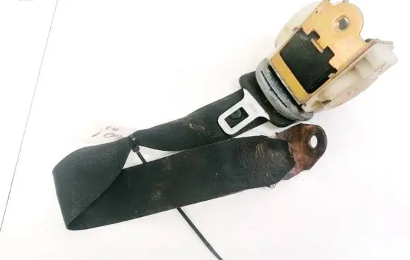 Opel Vectra B Rear seatbelt