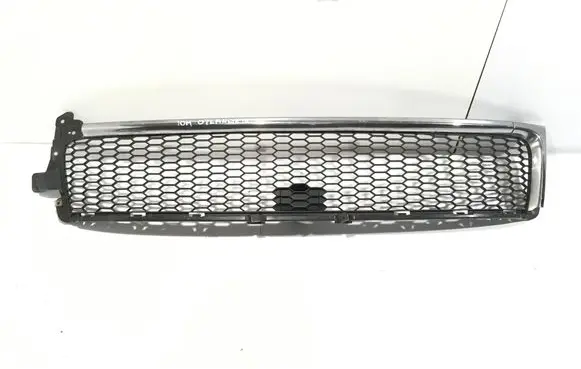 Mitsubishi Outlander Front bumper lower grill 6402A199