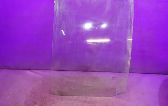 Fiat Ducato Front door window glass four-door