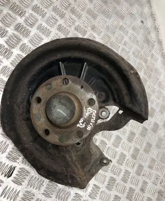 Skoda Octavia Mk2 (1Z) Rear wheel hub