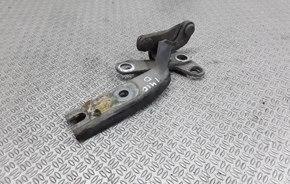 Citroen C5 Engine bonnet/hood hinges