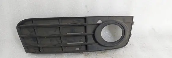 Audi A4 S4 B6 8E 8H Front fog light trim/grill 8K0807682A