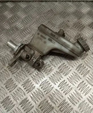 Suzuki Swift I Master brake cylinder 0204254769